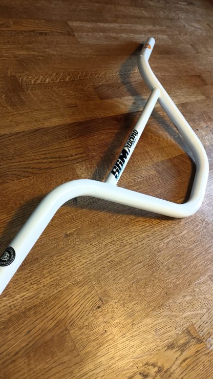 S&M Xlt race bars white